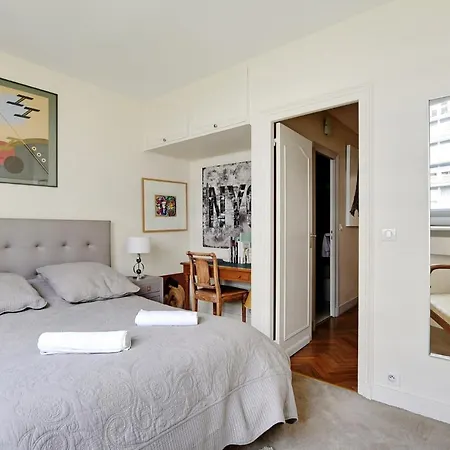 Apartment Magnifique Champs-de-mars Paris